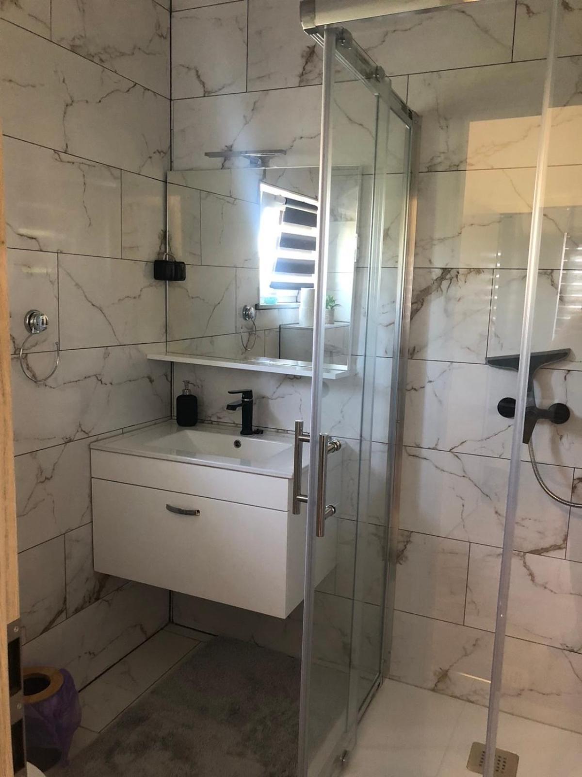 Apartma Smit Vir Exterior photo